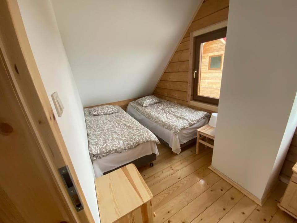 DOMKI W CHMURACH Chalet in Lower Silesian Voivodeship