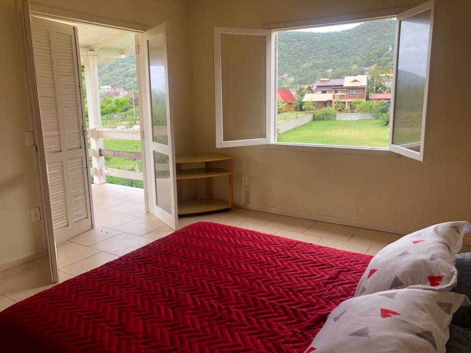 Casa grande na Gamboa Garopaba House in State of Santa Catarina
