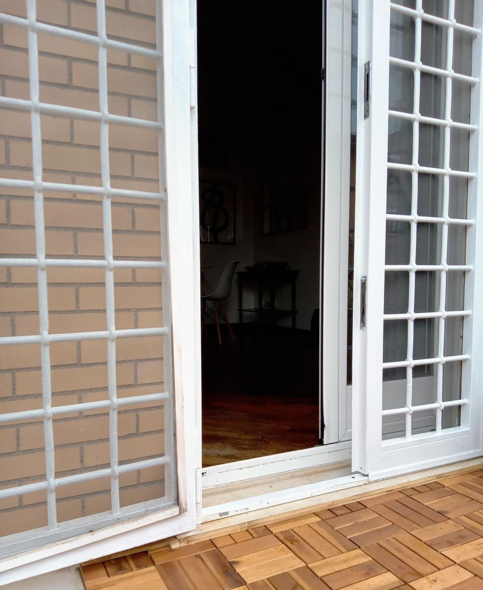 Patio, Facade/entrance