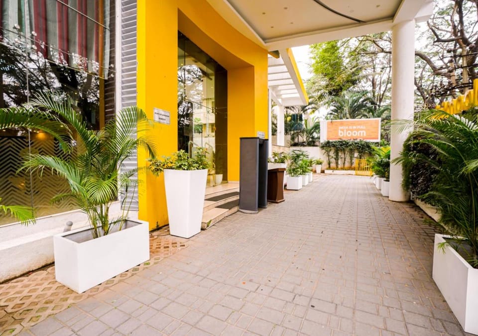 Property building, Garden view