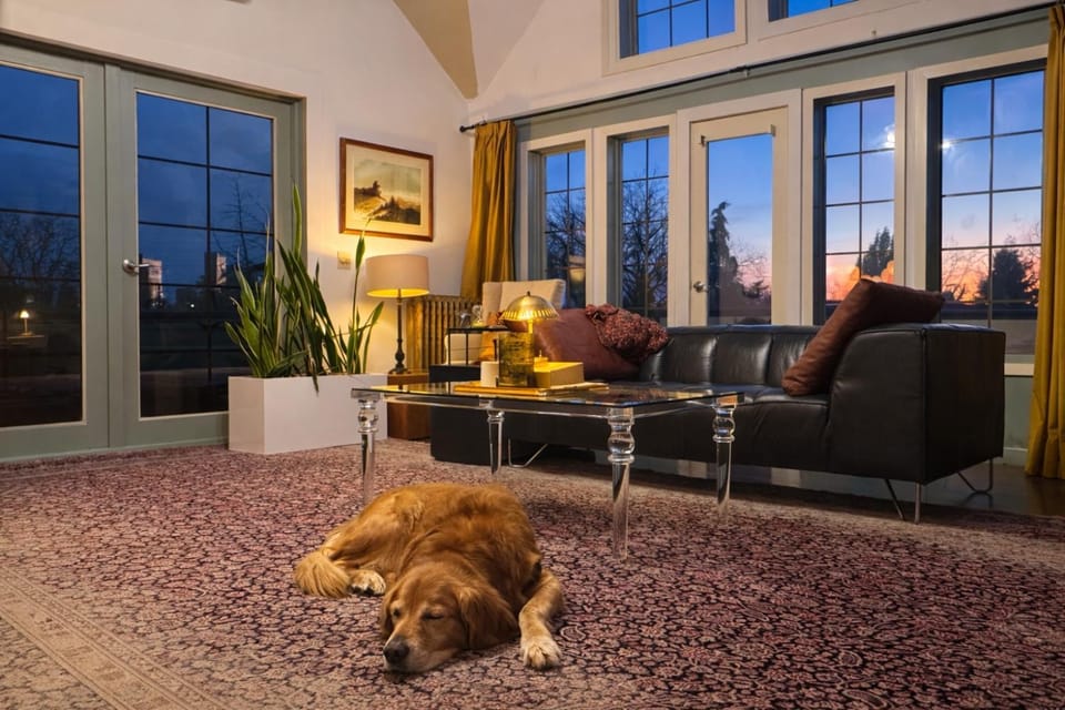Cecil Bacon Manor Bed and Breakfast in Capitol Hill