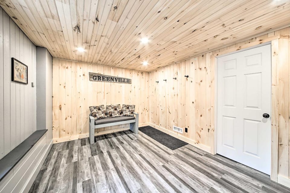 All-Season Sanctuary: Steps to Moosehead Lake House in Greenville Junction