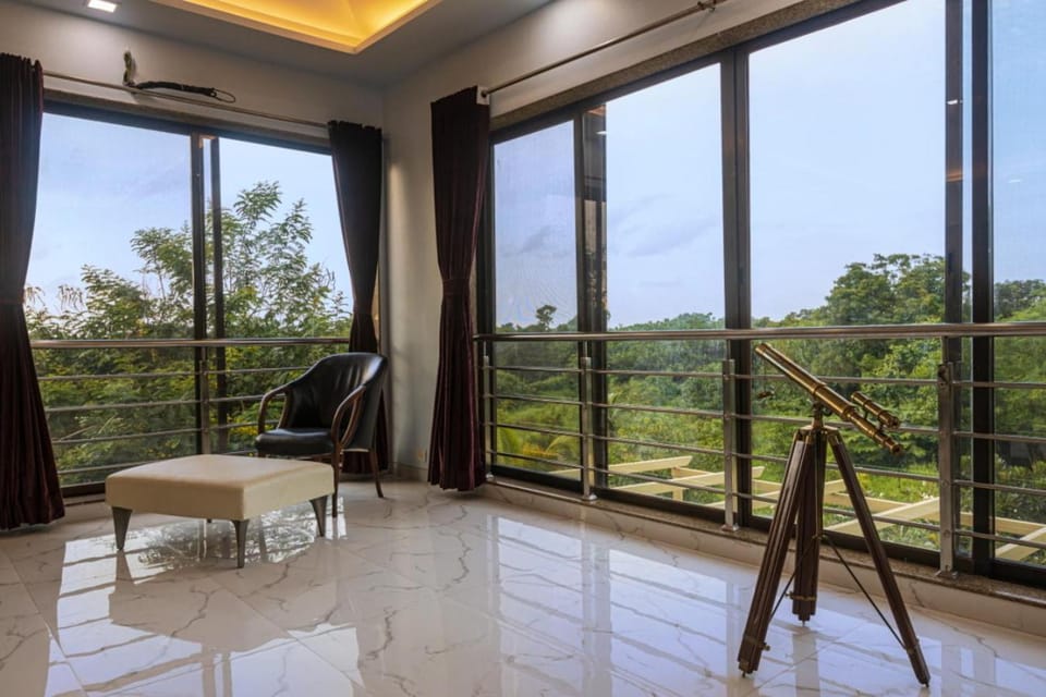 Day, Natural landscape, View (from property/room), Seating area, Bedroom