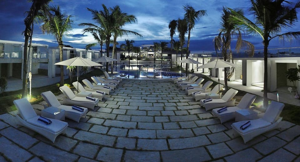 Swimming pool, Swimming pool