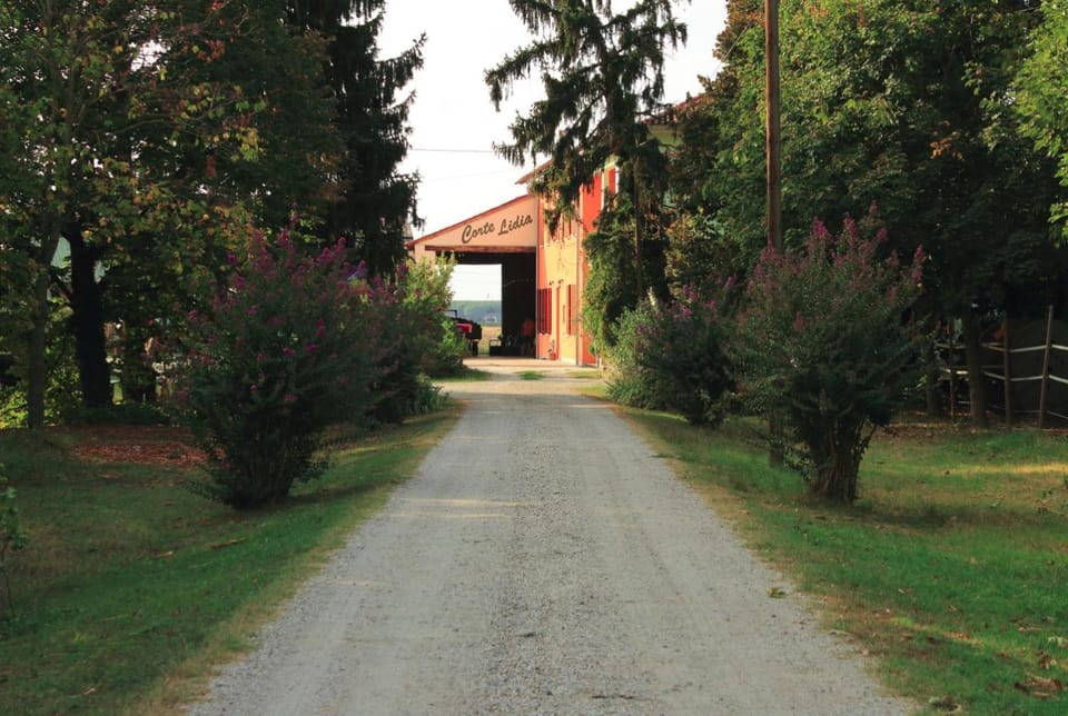Agriturismo Corte Lidia Bed and Breakfast in Lombardy