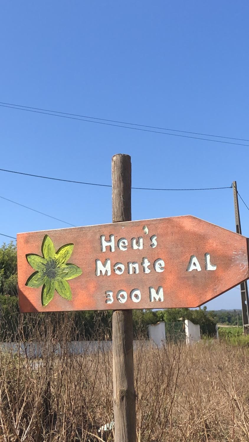 Heu’s Monte House in Faro District