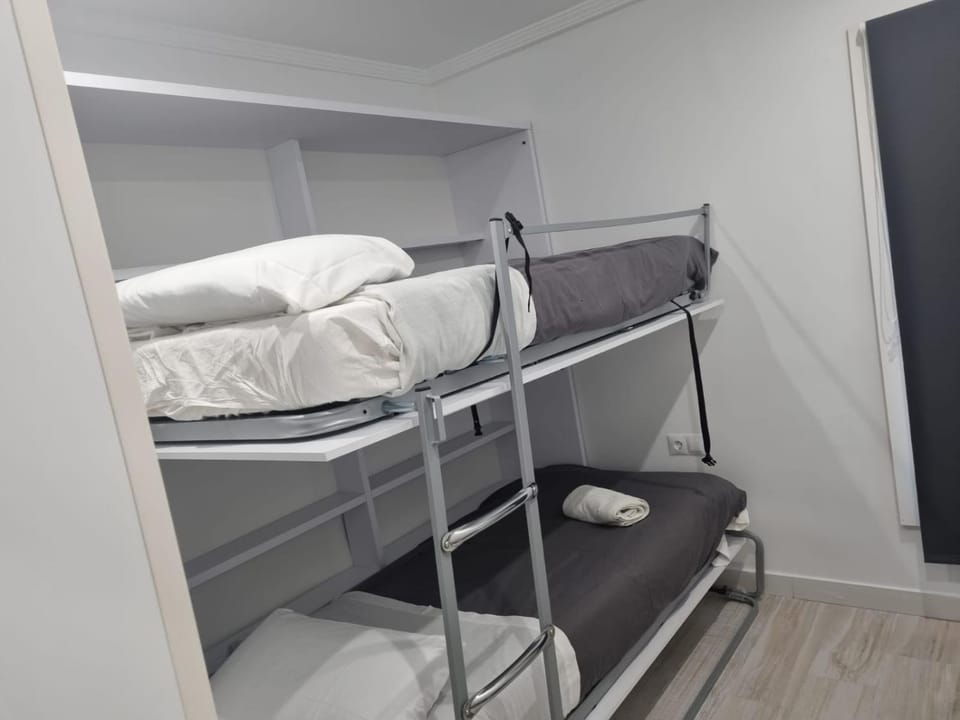 bunk bed