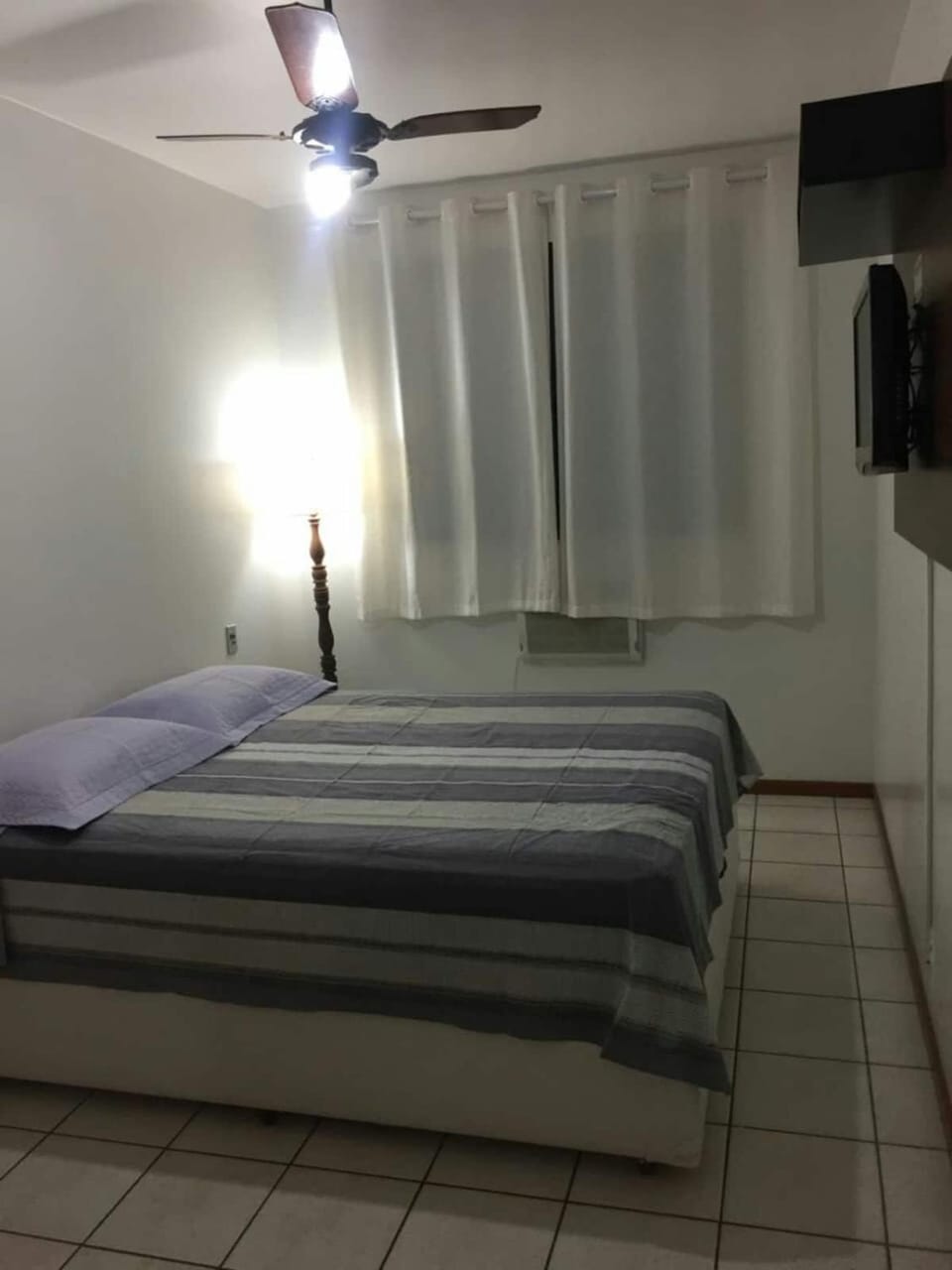 Apartamento 2 dorm - 1 quadra do mar Apartment in Florianopolis