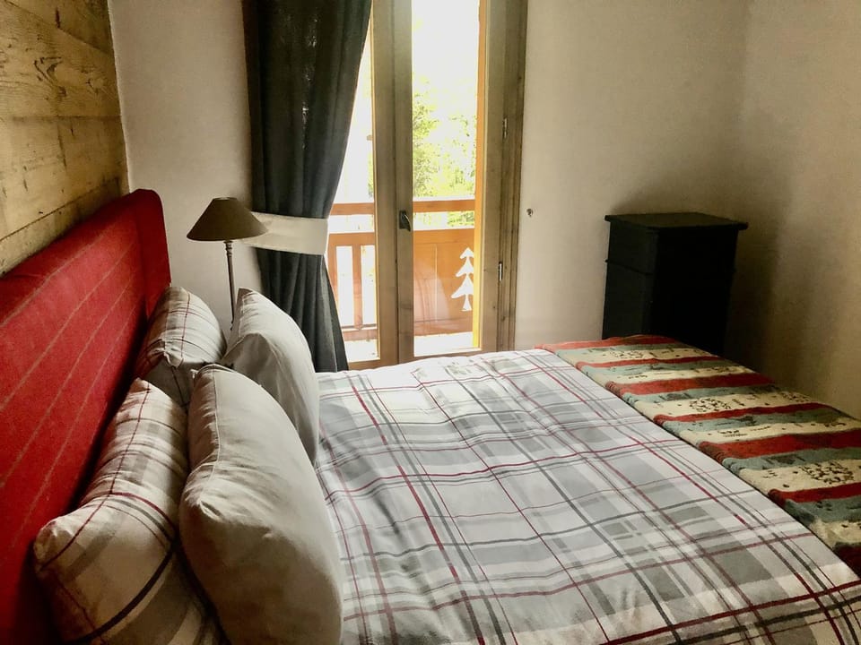 Luxueux Appart-Chalet avec Jacuzzi et Sauna à Courchevel 1550 - FR-1-613A-14 Apartment in Saint-Bon-Tarentaise