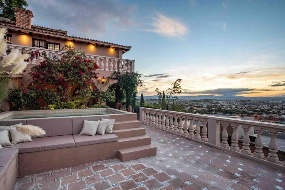 Property building, Patio, View (from property/room), Balcony/Terrace, Balcony/Terrace, Seating area, City view, Pool view, Swimming pool, Swimming pool