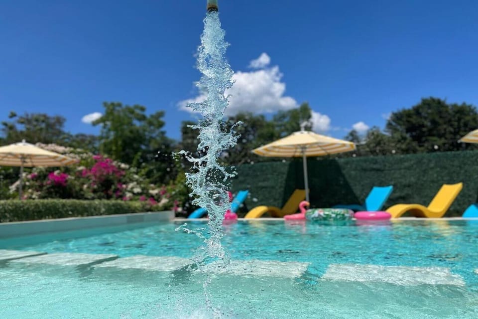 Swimming pool