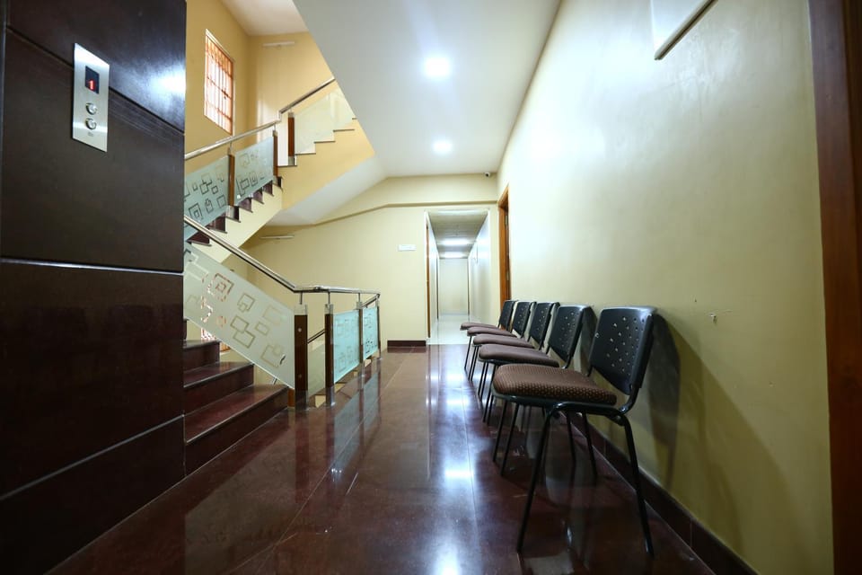 Living room, Lobby or reception, Seating area, elevator