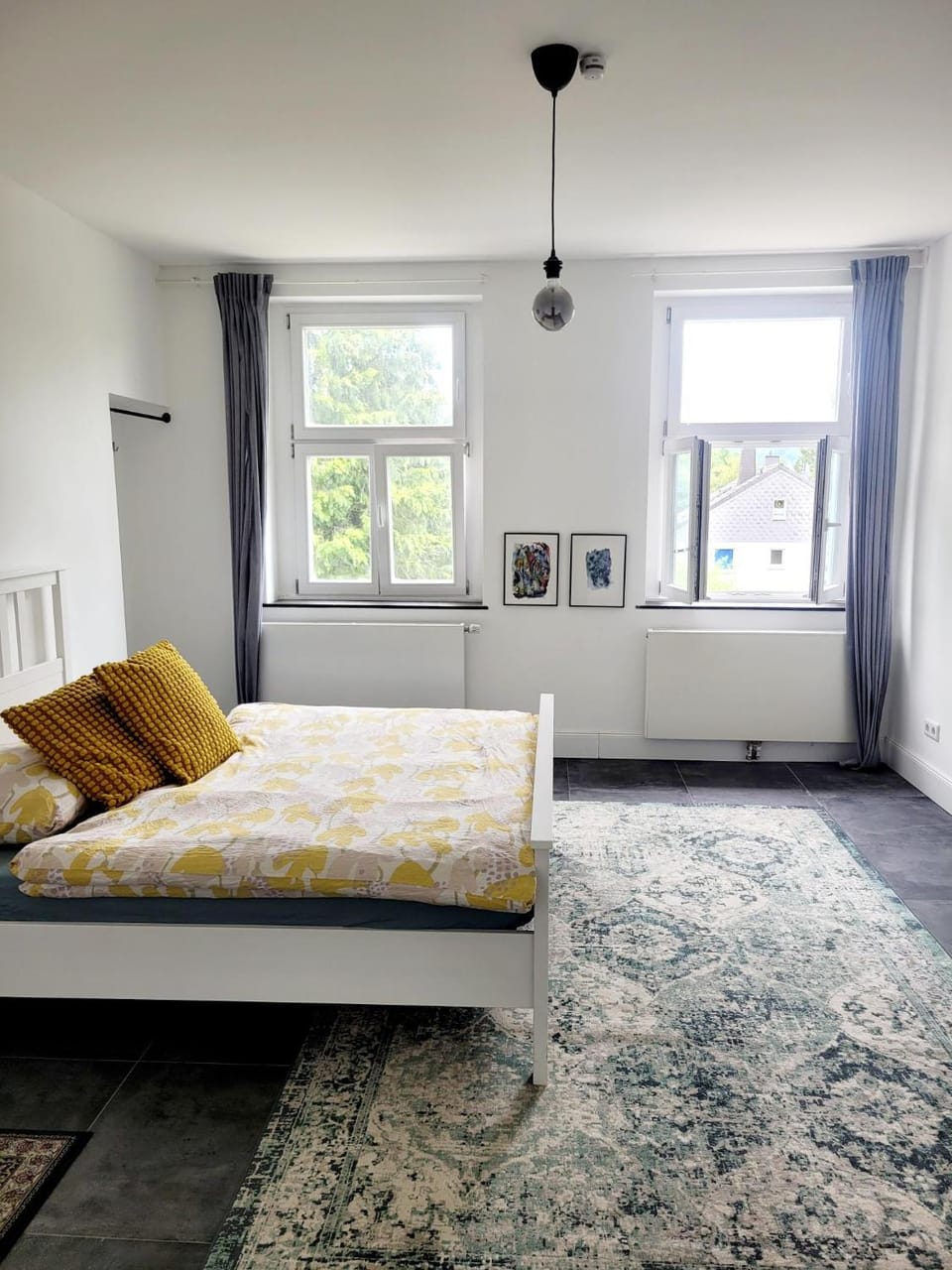 Get-your-flat Traumhafte Altbau-Wohnung in Denkmal-Villa 3 Zr Kü Bad 2 Schlafzr 125 m2 Haustier auf Anfrage - ruhig & naturnah Apartment in North Rhine-Westphalia
