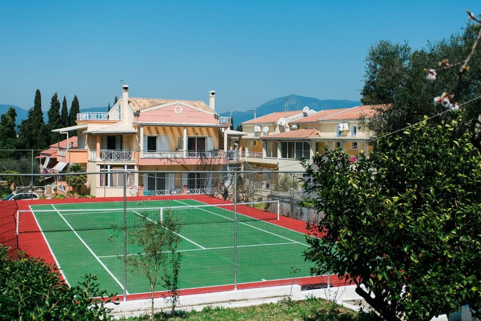 Tennis court