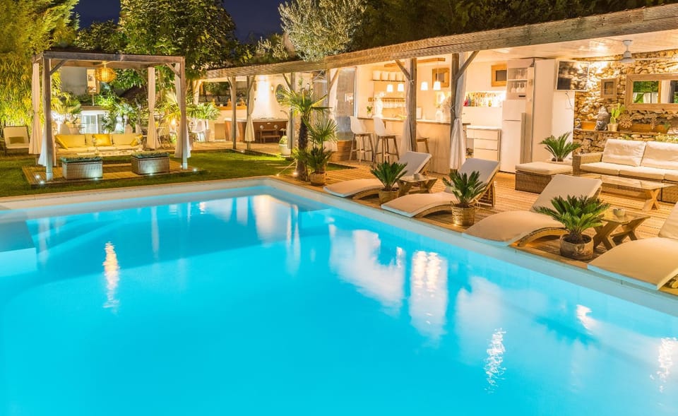 Pool view, Swimming pool