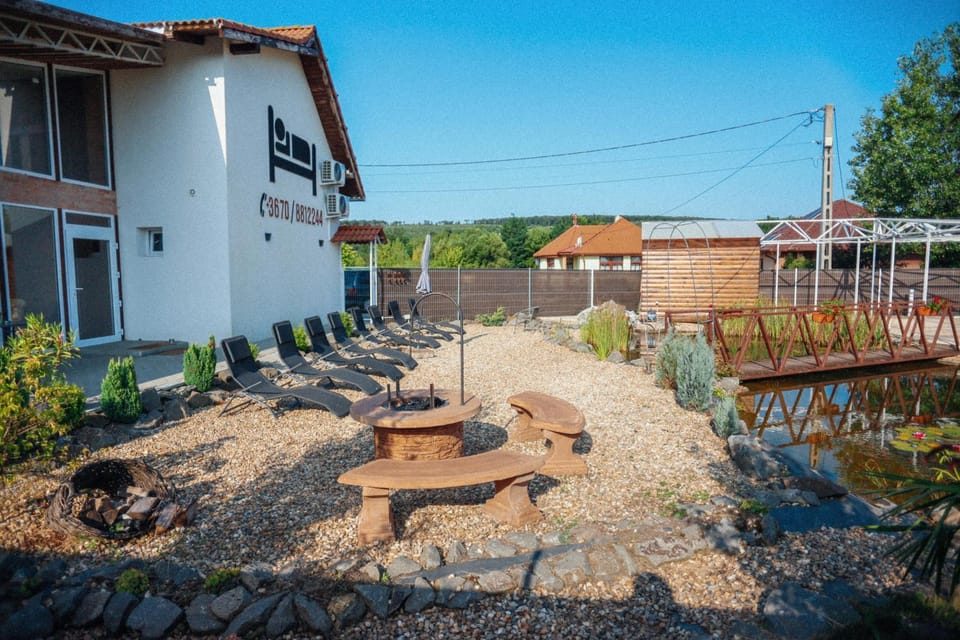 Property building, Day, Garden, Garden view