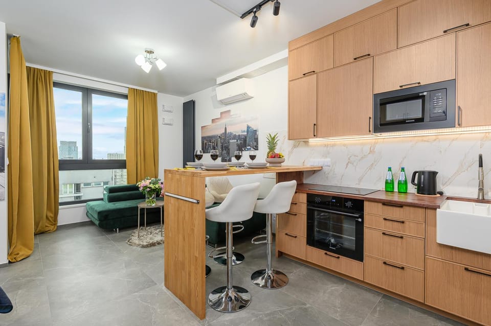 Kitchen or kitchenette, Living room, Seating area, Dining area, oven, pet friendly, stove