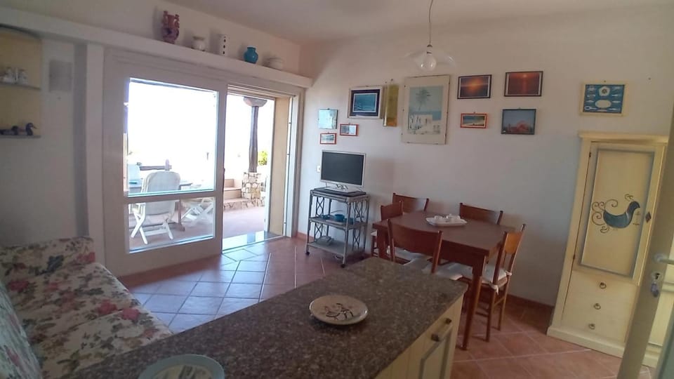 Villetta Phyl G8 House in Sardinia