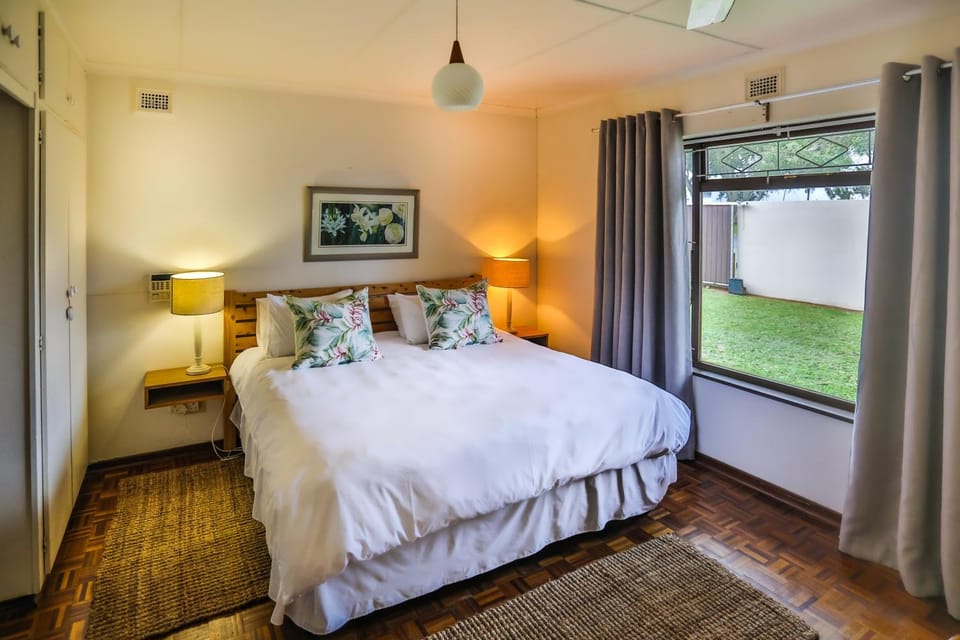One Jack Powell House- Classic family home steps away from the beach House in Dolphin Coast