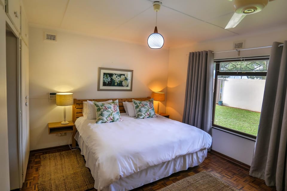 One Jack Powell House- Classic family home steps away from the beach House in Dolphin Coast