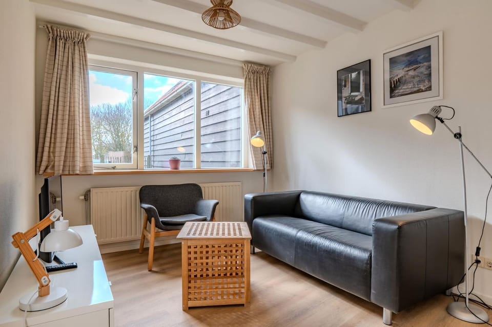 Hello Zeeland - Vakantiehuis Beatrixstraat 27A Apartment in Domburg