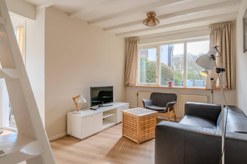 Hello Zeeland - Vakantiehuis Beatrixstraat 27A Apartment in Domburg