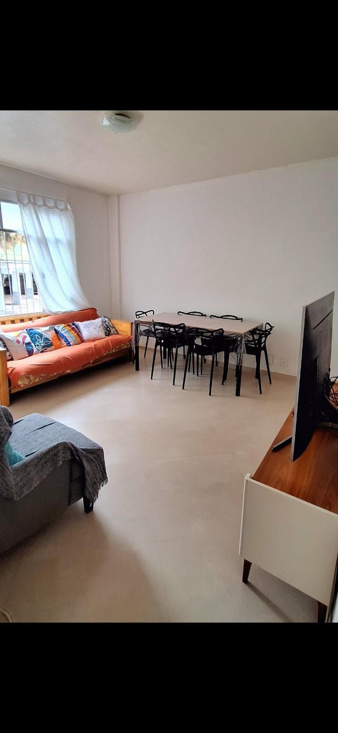 Quarto tranquilo e familiar no leblon - Quiet family room in leblon Vacation rental in Rio de Janeiro