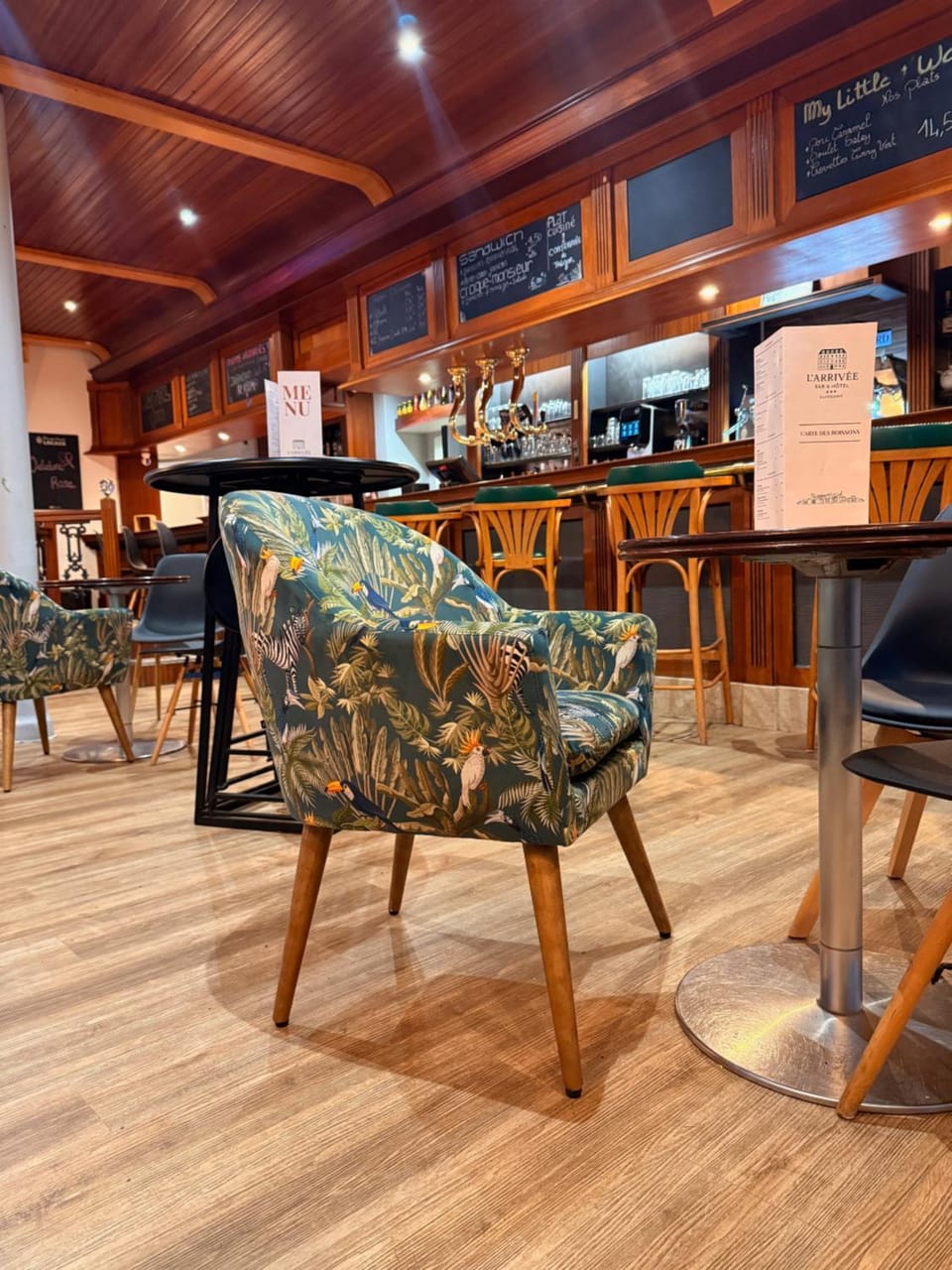 Restaurant/places to eat