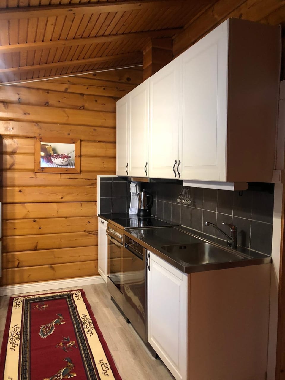 Mysig timmerstuga med braskamin nära Hovfjället Villa in Sweden