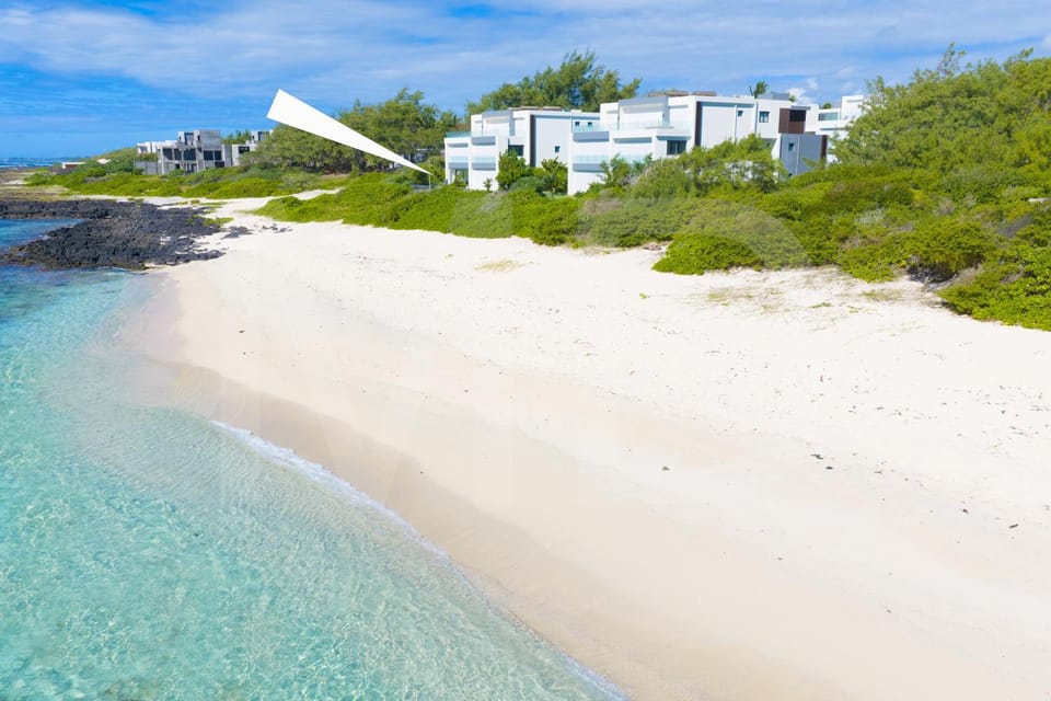 Property building, Beach
