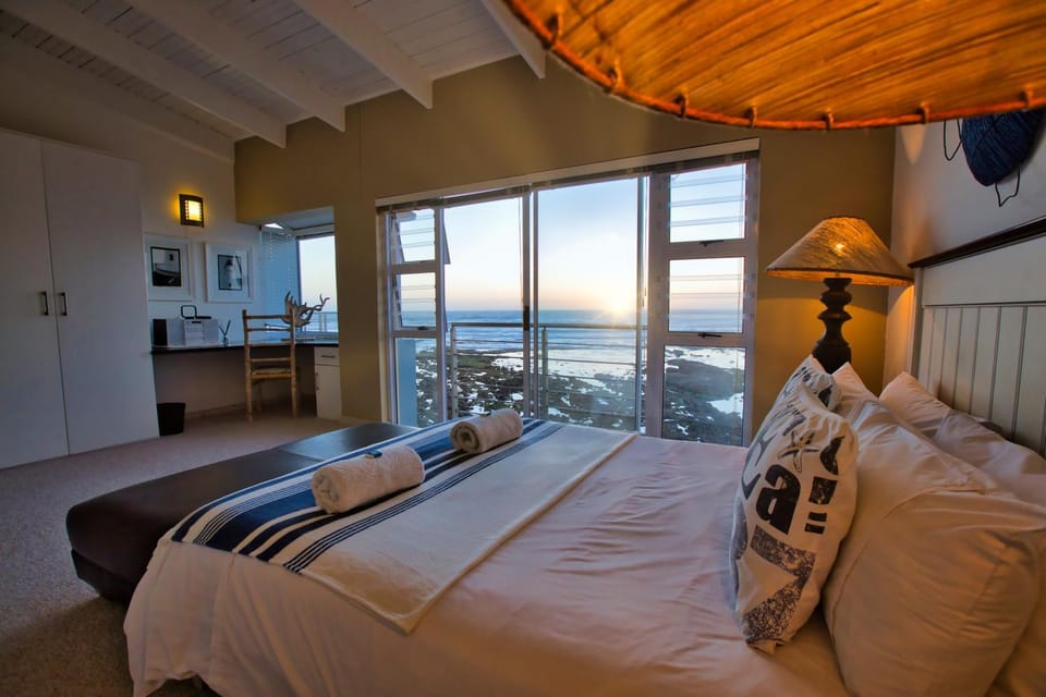 Bedroom, Sea view