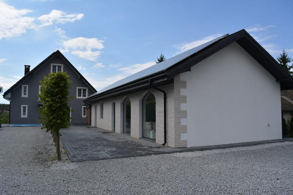 Property building, Facade/entrance, Banquet/Function facilities, Meeting/conference room