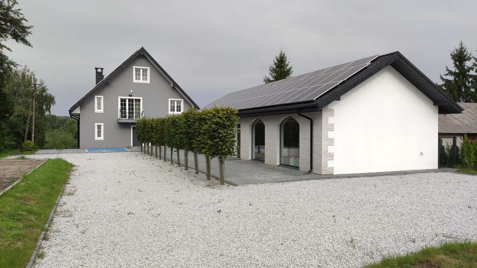 Property building, Facade/entrance, Meeting/conference room
