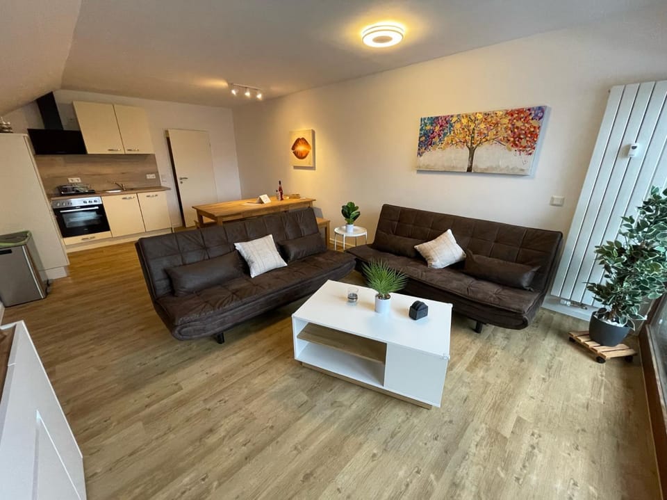 Living room, Photo of the whole room, Seating area
