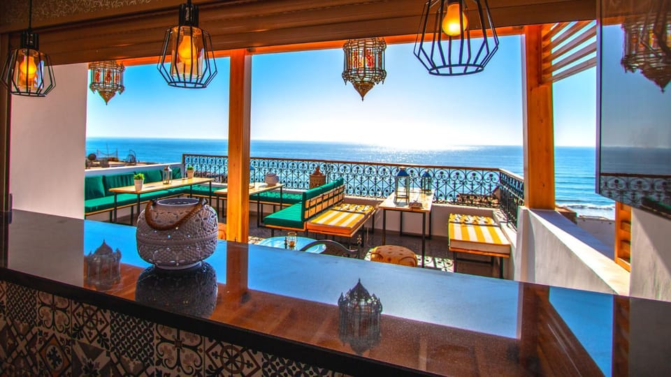 Patio, Restaurant/places to eat, Sea view