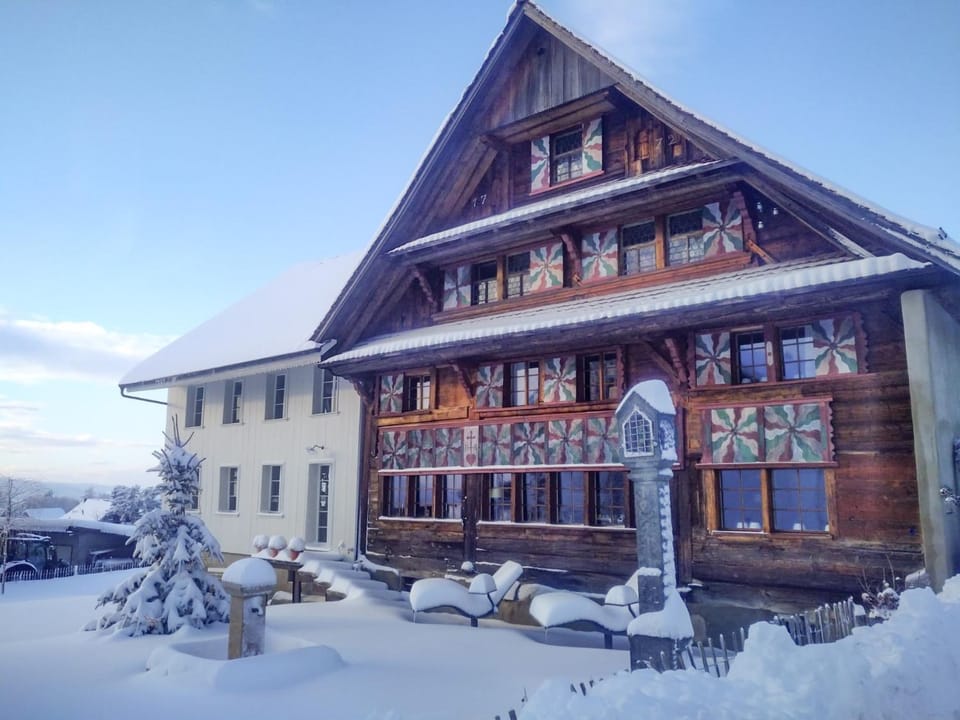 Property building, Winter