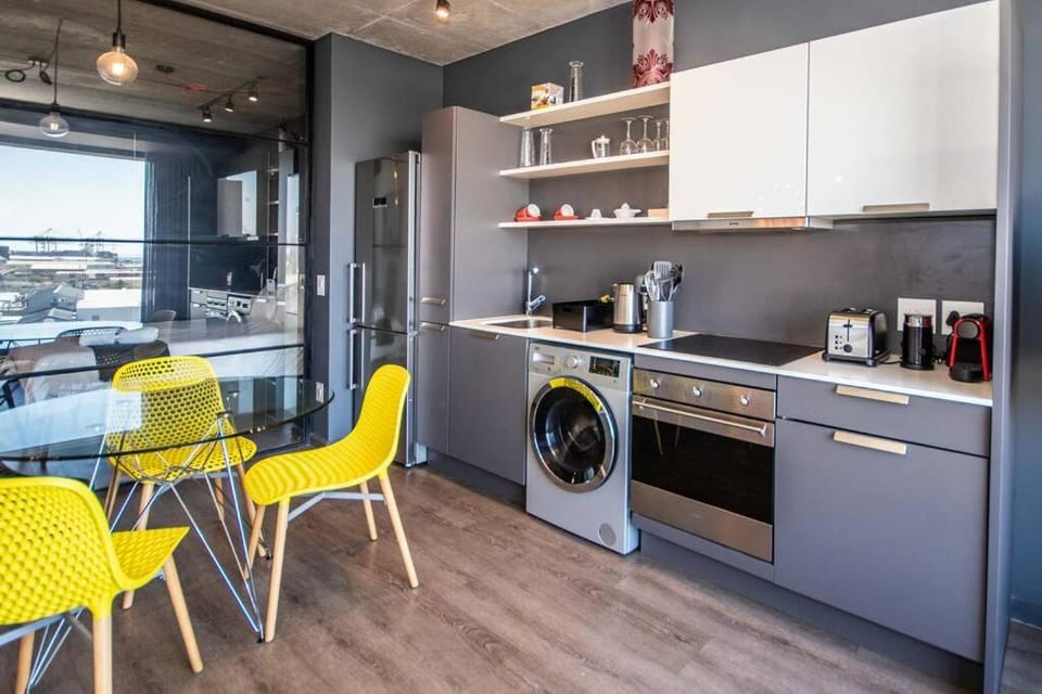 515 Wex1 Funky Studio Apartment in Cape Town