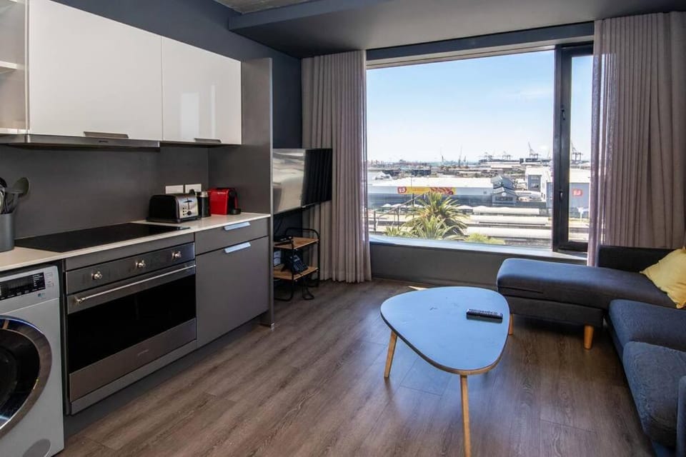 515 Wex1 Funky Studio Apartment in Cape Town