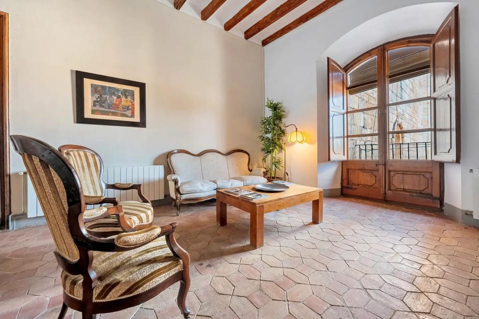 Casa l'Abadia de Santes Creus, Tarragona. House in Catalonia