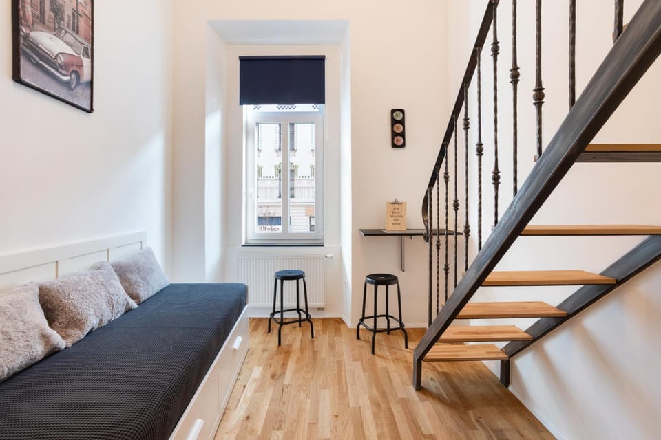 Living room, Seating area, Street view