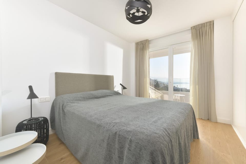 Amplio apartamento vista mar frontal Apartment in Río de Torrox