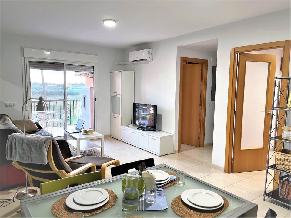 TV and multimedia, Dining area, Diving, Dinner, Dinner, heating, air conditioner, air conditioner