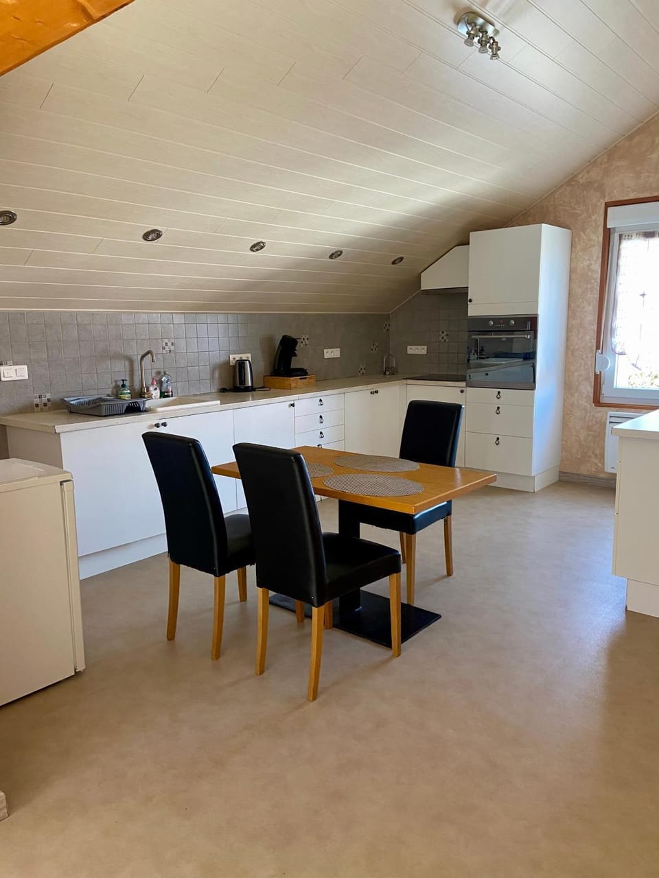 Le Refuge du Clocher Apartment in Canton of Bern (Region)