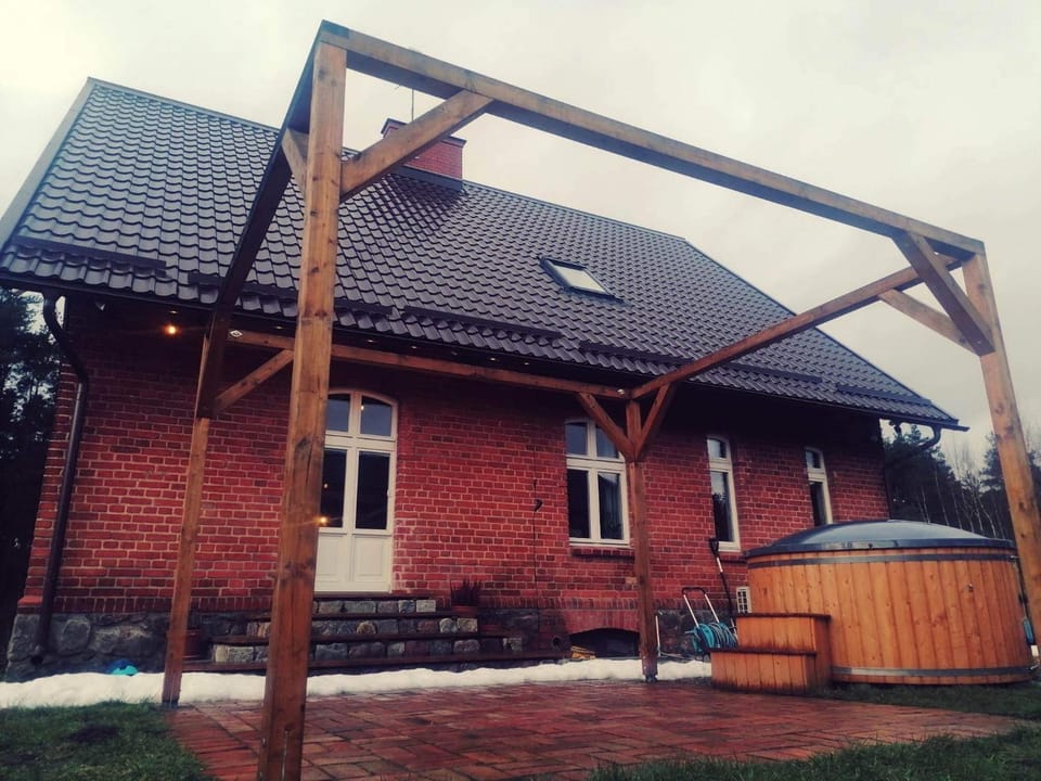 Siedlisko Jesionna House in Pomeranian Voivodeship