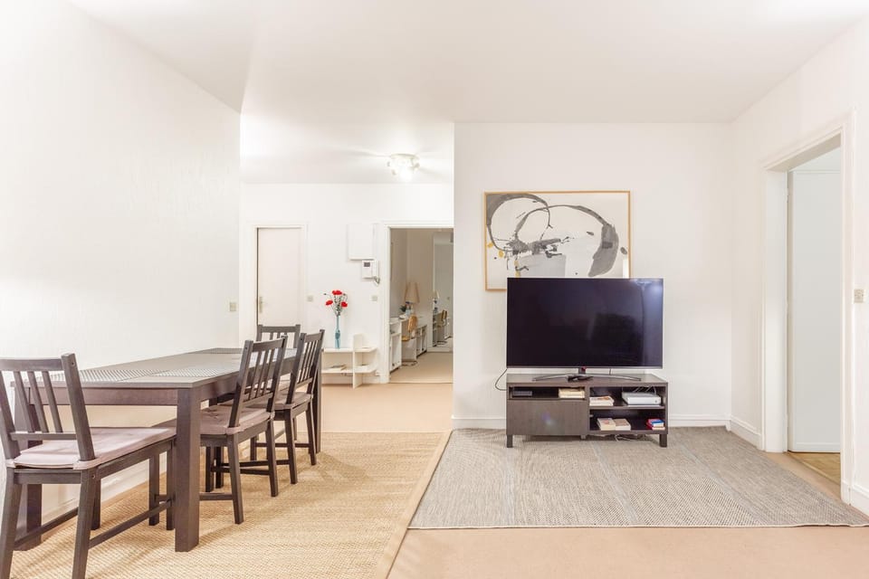 Luxury Living in Saint Germain Apartment in Paris