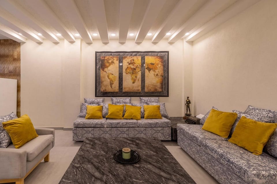 Living room, Seating area