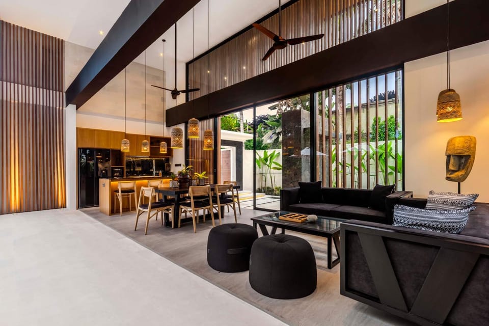 Property building, View (from property/room), Living room, Dining area