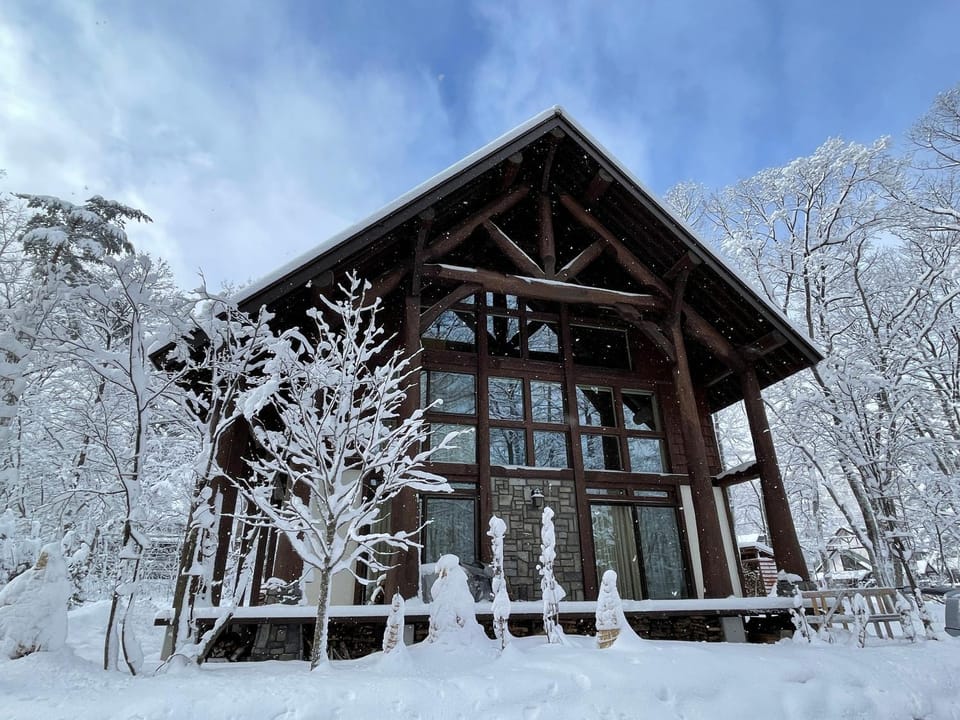 Property building, Winter