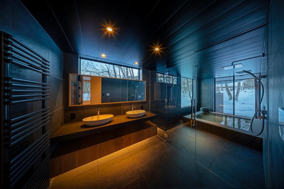 Villa Lily by Hakuba White Fox Company Chalet in Hakuba