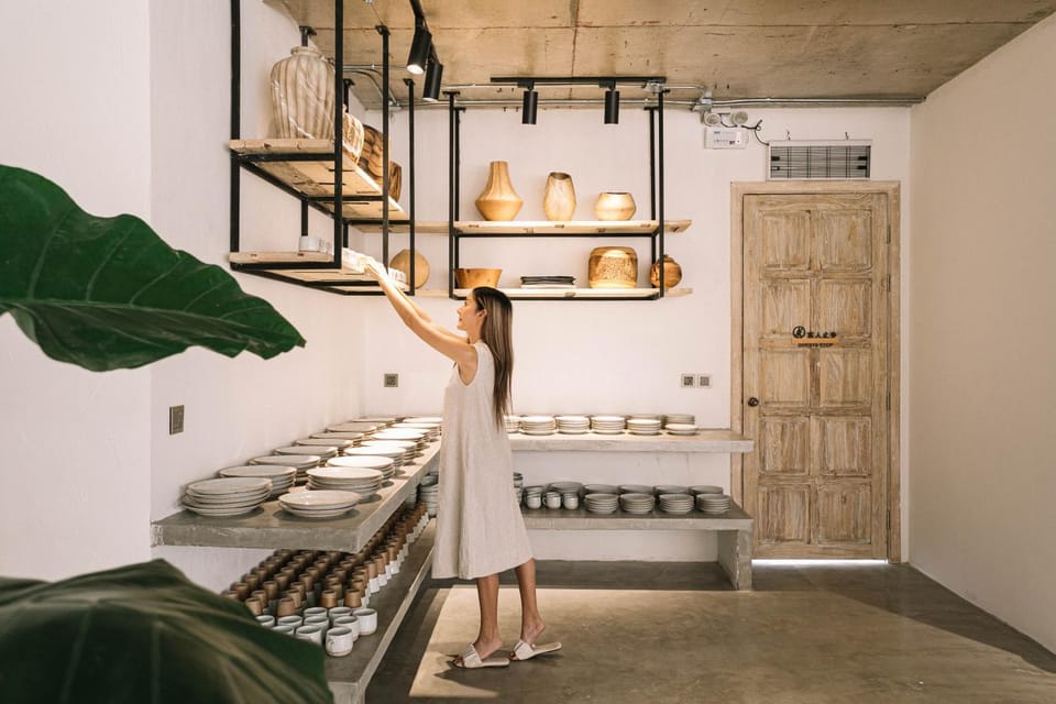 Restaurant/places to eat, People